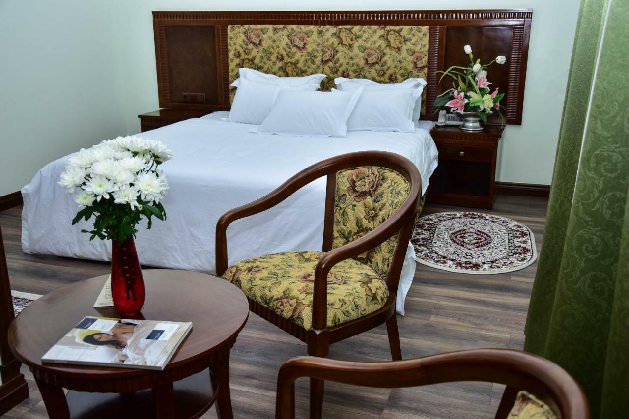 Egorkino Hotel Astana Luaran gambar